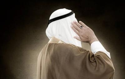 صنعاء نيوز - 
"تأسيا بسنة النبي".. أمير سعودي ومصلون يقلبون البشت عقب صلاة الاستسقاء وتفاعل بمواقع التواصل (فيديو)