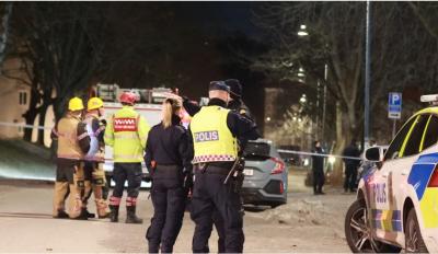 صنعاء نيوز - 
هز انفجار قوي منطقة سوندبيبيري في ستوكهولم، فجر اليوم الجمعة، وسمع دويه في أجزاء واسعة من العاصمة عند حوالي الساعة الثانية بعد منتصف الليل