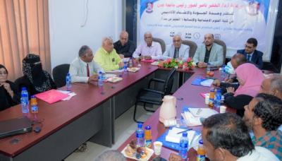   -                  ɡ   